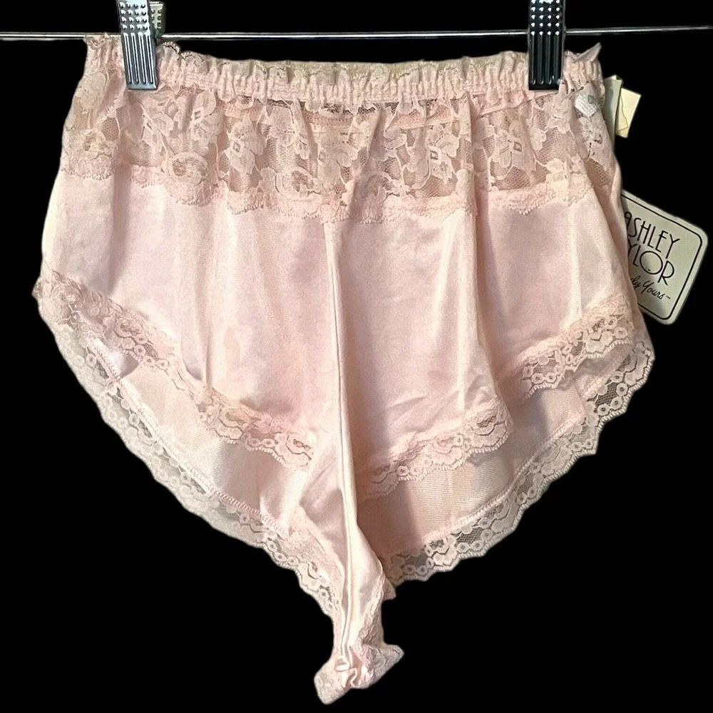 Vintage 80s Deadstock Ashley Taylor Pink Lingerie Lace Sissy Panties Girly Small